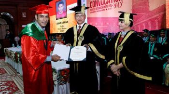 Convocation, Forest Research Institute, Deemed University, Dehra Dun on 04th October, 2017. 