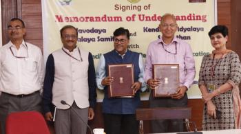 ICFRE Signs  MoU with Navodaya Vidyalaya Samiti and Kendriya Vidyalaya Sangathan on 15th October, 2018 at MoEF&CC, New Delhi 